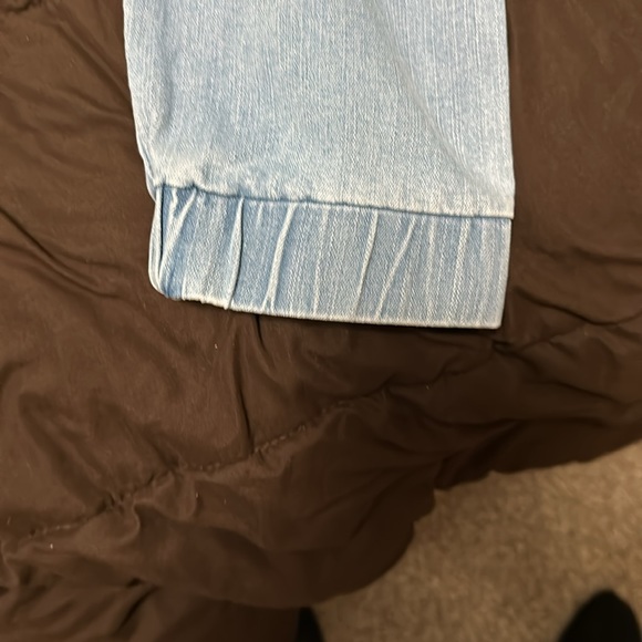 Jeans - Picture 5 of 9